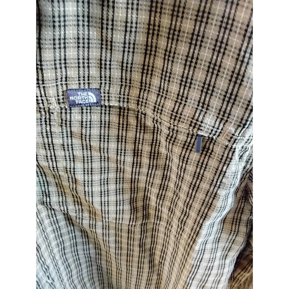 The North Face Mens Plaid Hiking Shirt Green Long Sleeve Mesh Back Size Medium